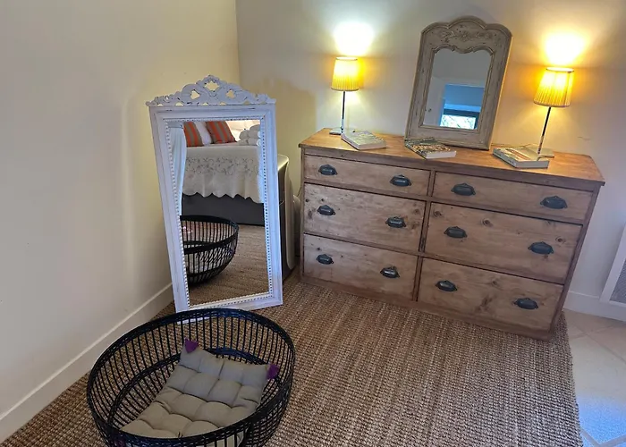 Mas De Champclos 别墅 *